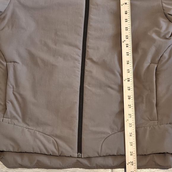 Paskho Minimalist Nylon Performance Puffer Jacket - Size Medium - Picture 11 of 11
